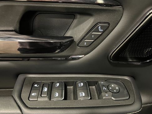 Used 2025 RAM 1500 Limited image 26