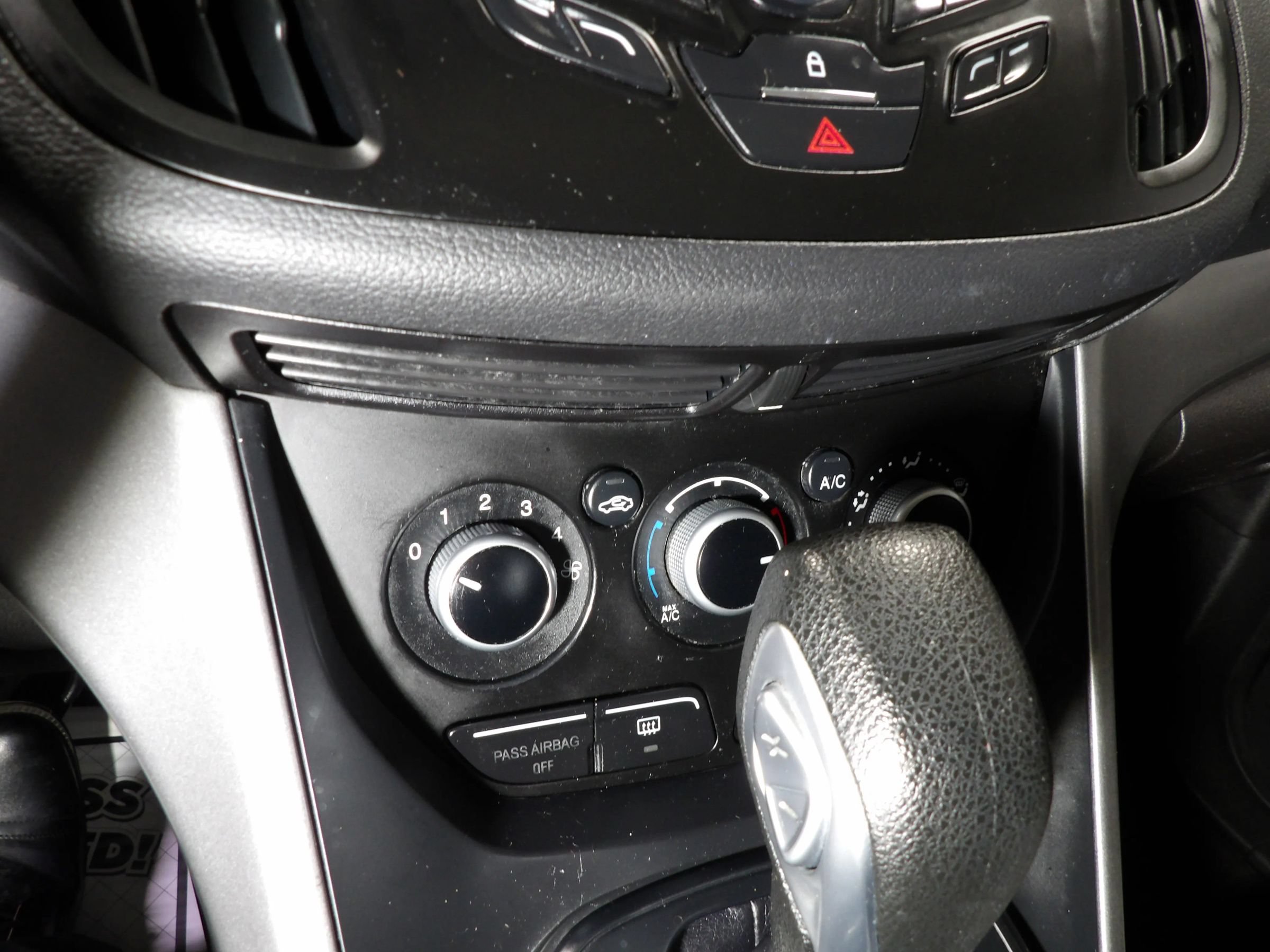Used 2014 Ford Escape SE AWD/4WD image 13