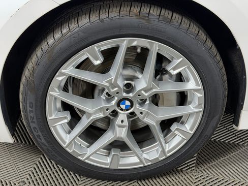 Used 2026 BMW 330i xDrive Sedan w/ Convenience Package AWD/4WD image 12