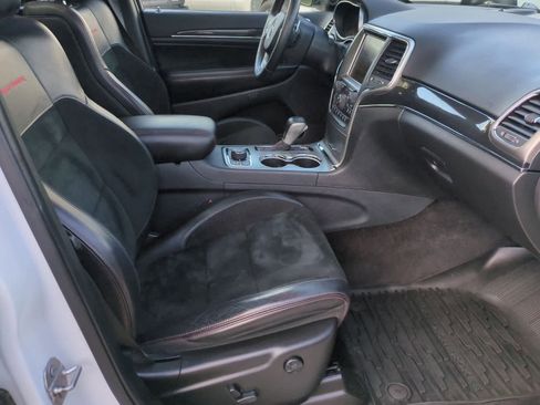 Used 2017 Jeep Grand Cherokee Trailhawk w/ Trailhawk Luxury Group image 23