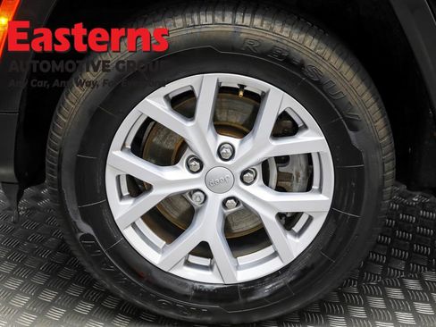 Used 2021 Jeep Grand Cherokee L Limited image 31