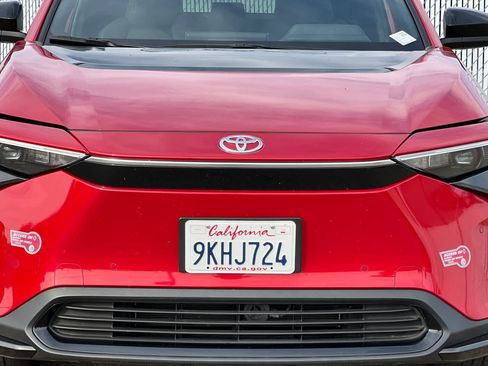 Used 2023 Toyota bZ4X FWD image 15
