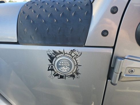 Used 2014 Jeep Wrangler Unlimited Sahara w/ Max Tow Package image 12