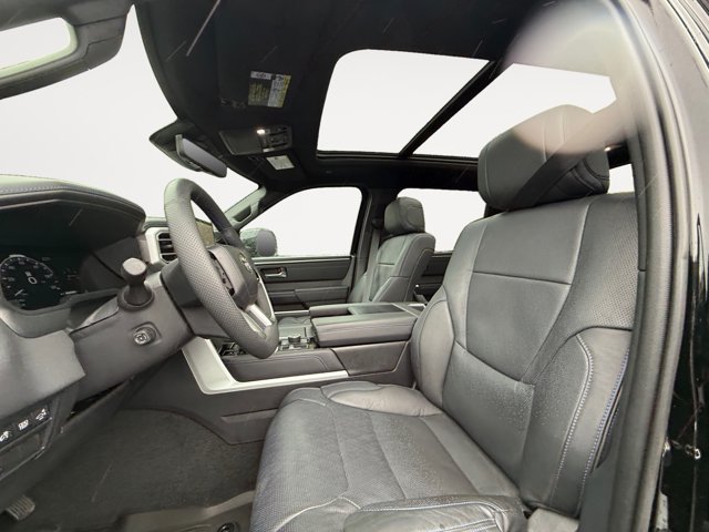 Used 2025 Toyota Tundra Platinum AWD/4WD image 9