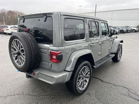 Used 2023 Jeep Wrangler Unlimited Sahara image 4