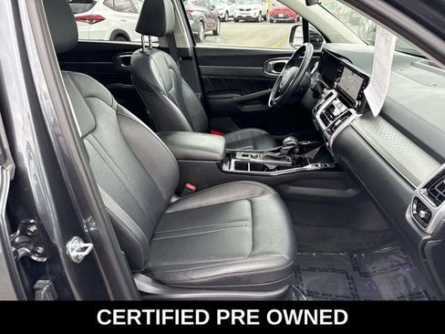 Used 2022 Kia Sorento SX AWD/4WD image 6
