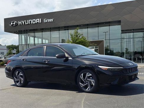 New 2026 Hyundai Elantra Limited FWD image 1