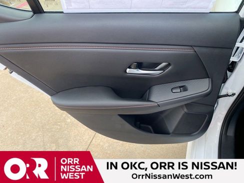 New 2025 Nissan Sentra SR w/ SR Premium Package image 15