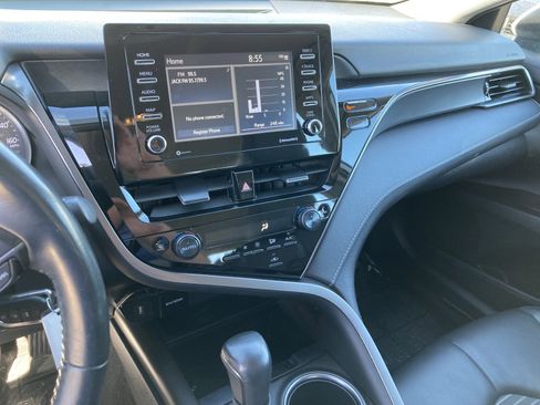 Used 2023 Toyota Camry SE image 21
