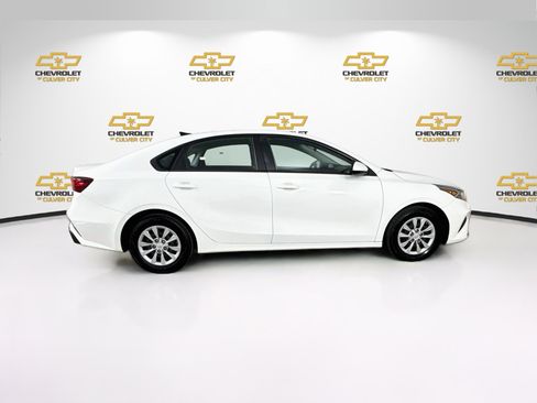 Used 2024 Kia Forte LX FWD image 9