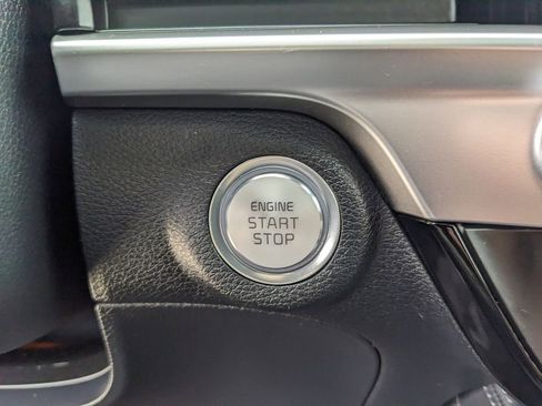 Certified 2025 Kia Telluride EX w/ EX Captain's Chair Package image 29