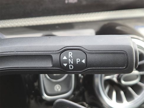 Used 2023 Mercedes-Benz CLA 250 4MATIC image 28