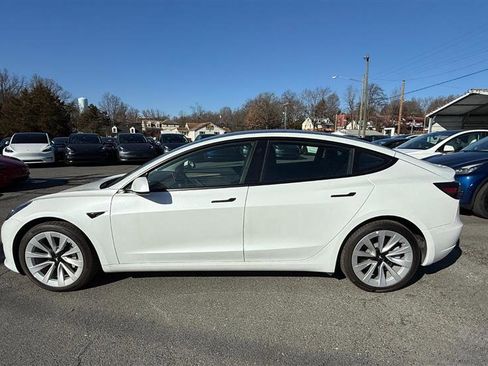 Used 2022 Tesla Model 3 Long Range image 2