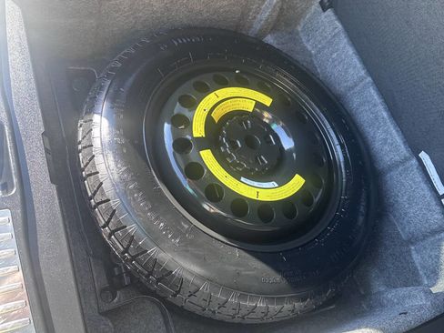 Used 2014 Mercedes-Benz ML 350 BlueTEC 4MATIC image 18