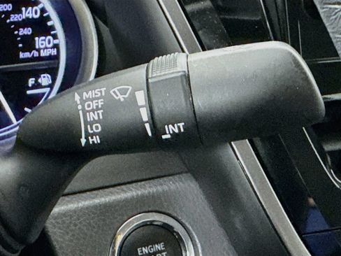 Used 2021 Toyota Camry XLE FWD image 13