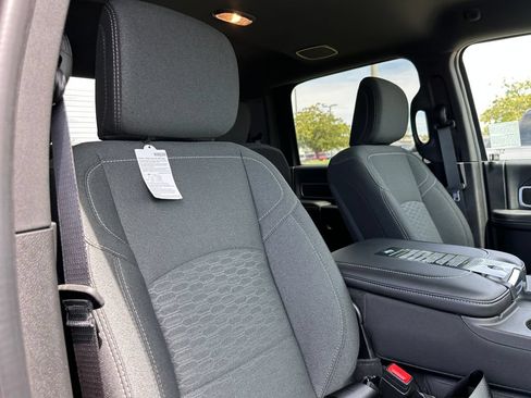 New 2026 RAM 3500 Big Horn AWD/4WD image 14