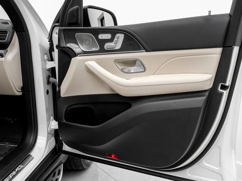 Used 2022 Mercedes-Benz GLS 63 AMG 4MATIC image 40