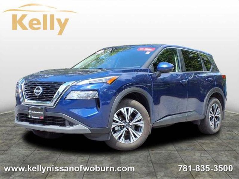 Certified 2023 Nissan Rogue SV image 1
