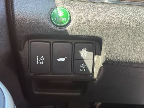 Used 2015 Honda CR-V Touring image 19