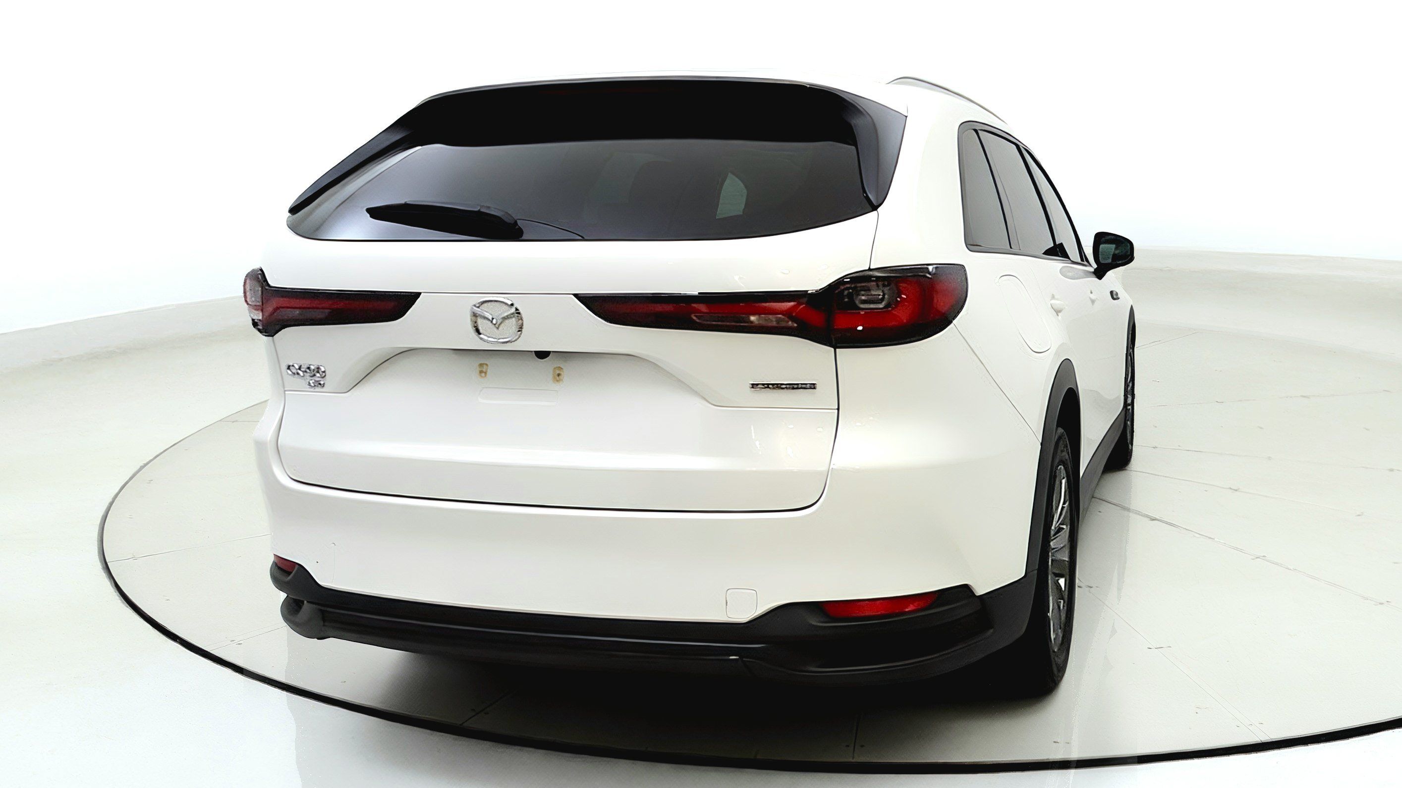 Used 2024 MAZDA CX-90 Plug-In Hybrid w/ Preferred AWD/4WD image 6