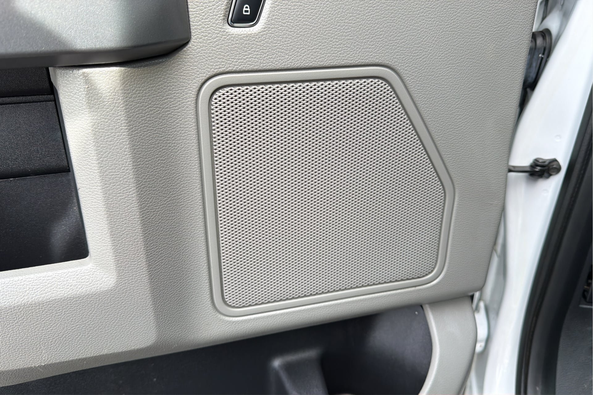 Used 2017 Ford F150 XLT AWD/4WD image 21