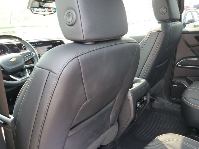 New 2026 Chevrolet Traverse High Country w/ LPO, Floor Liner Package FWD image 15