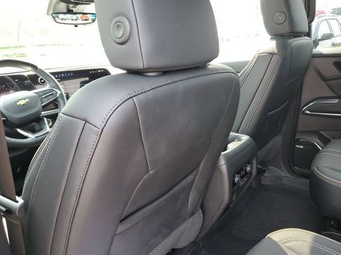 New 2026 Chevrolet Traverse High Country w/ LPO, Floor Liner Package FWD image 15