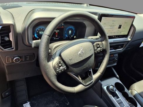 New 2025 Ford Bronco Sport Outer Banks w/ Outer Banks Tech Package+ image 20