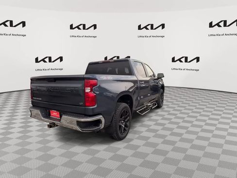 Used 2021 Chevrolet Silverado 1500 LT AWD/4WD image 8