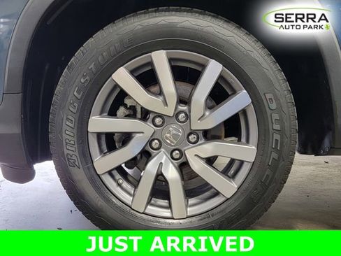 Used 2020 Honda Pilot EX image 9