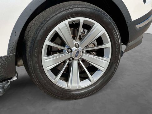 Used 2019 Ford Explorer Limited AWD/4WD image 7