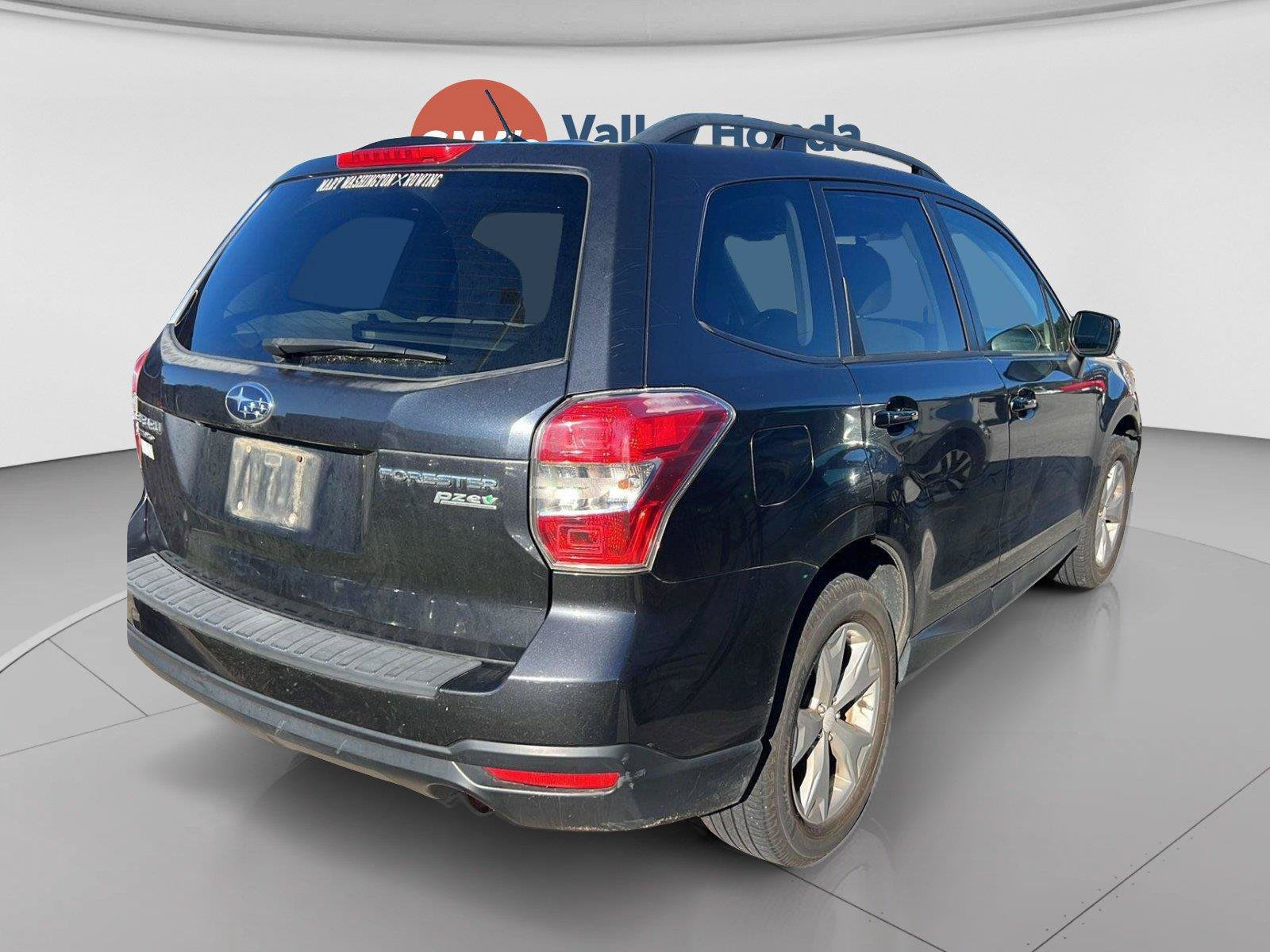 Used 2015 Subaru Forester 2.5i Premium w/ Popular Package #1 AWD/4WD image 4