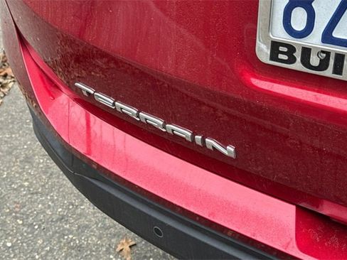 Used 2022 GMC Terrain SLE image 7