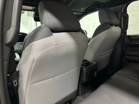 Used 2025 Toyota Tacoma TRD Sport image 46