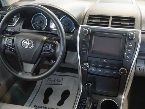 Certified 2017 Toyota Camry LE FWD image 27