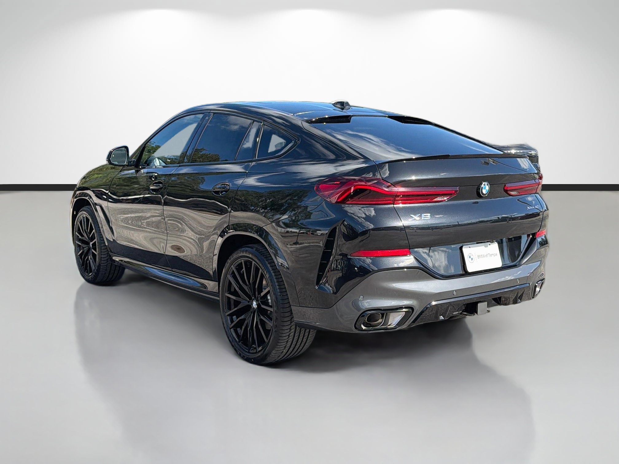 New 2027 BMW X6 xDrive40i w/ Executive Package AWD/4WD image 5