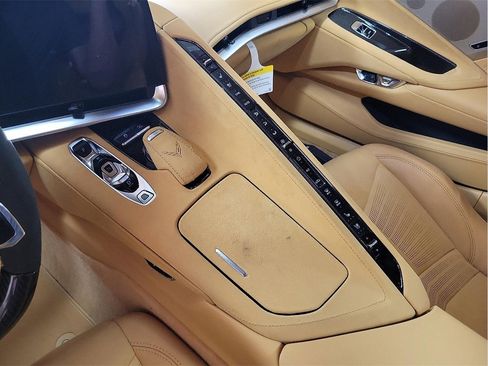 New 2025 Chevrolet Corvette E-Ray image 25