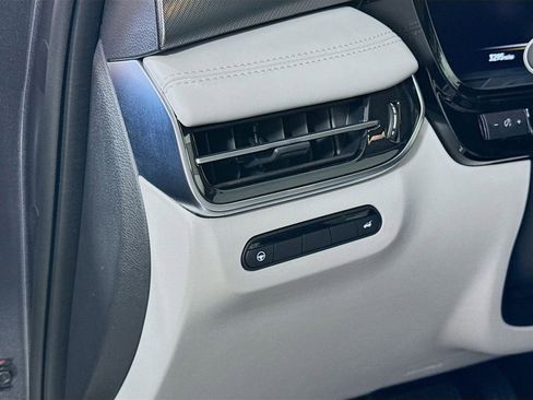 Used 2026 INFINITI QX60 Luxe w/ Cargo Package image 10