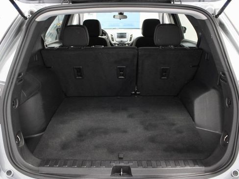 Used 2023 Chevrolet Equinox LT AWD/4WD image 13