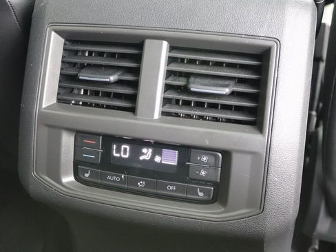 Used 2021 Volkswagen Atlas SEL image 20