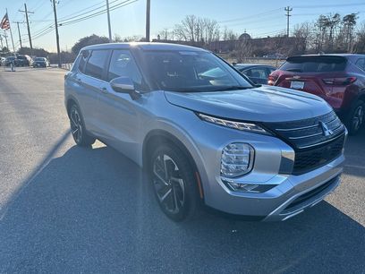 Used 2024 Mitsubishi Outlander SE