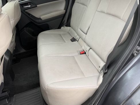 Used 2015 Subaru Forester 2.5i Limited w/ Popular Package #2 AWD/4WD image 15