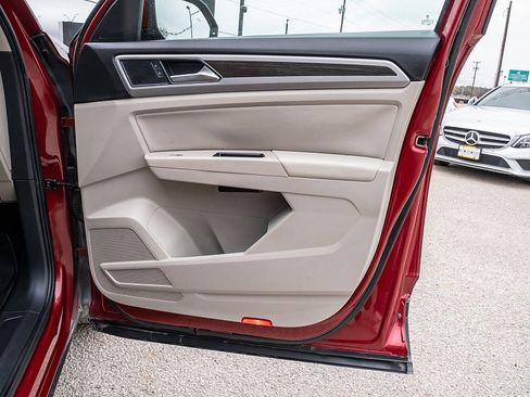 Used 2018 Volkswagen Atlas SE image 13
