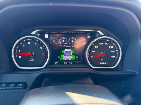 Used 2022 Chevrolet Silverado 2500 High Country w/ LPO, Dark Essentials Package image 11