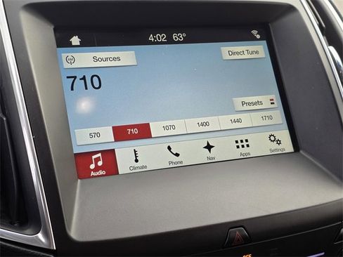 Used 2017 Ford Edge Titanium w/ Technology Package image 18