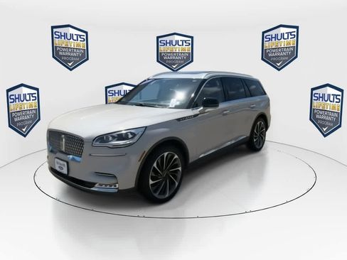 Used 2020 Lincoln Aviator Reserve w/ Equipment Group 202A AWD/4WD image 4