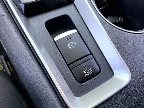 Used 2019 Nissan Altima 2.5 SV FWD image 34