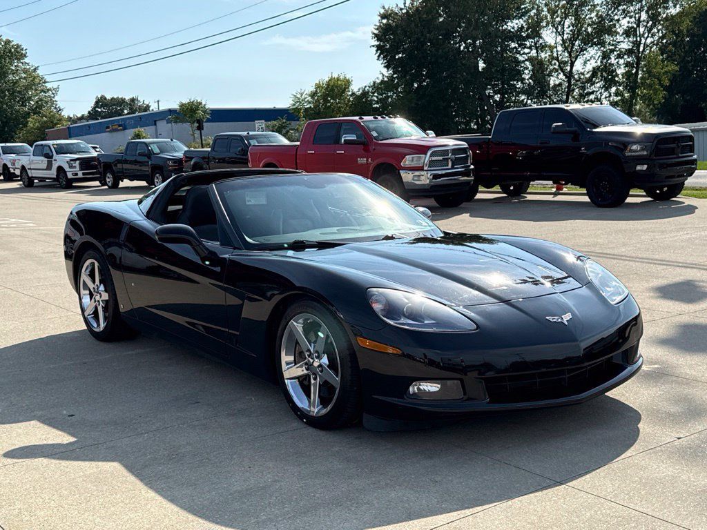 Used 2008 Chevrolet Corvette Coupe w/ Preferred Equipment Group RWD image 19