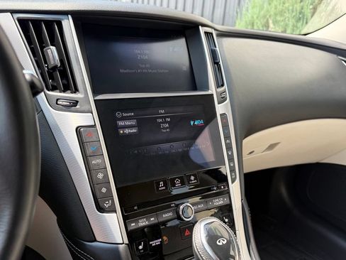 Used 2022 INFINITI Q50 Luxe AWD/4WD image 18
