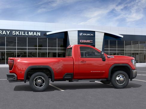 New 2026 GMC Sierra 3500 SLE image 5